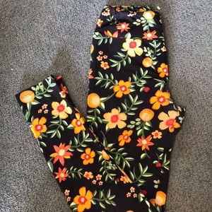 LulaRoe OS Leggings